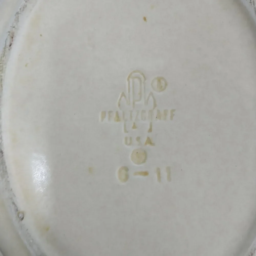 Vintage Pfaltzgraff Village 6-11 Oval Casserole Vegetable Serving Dish USA.